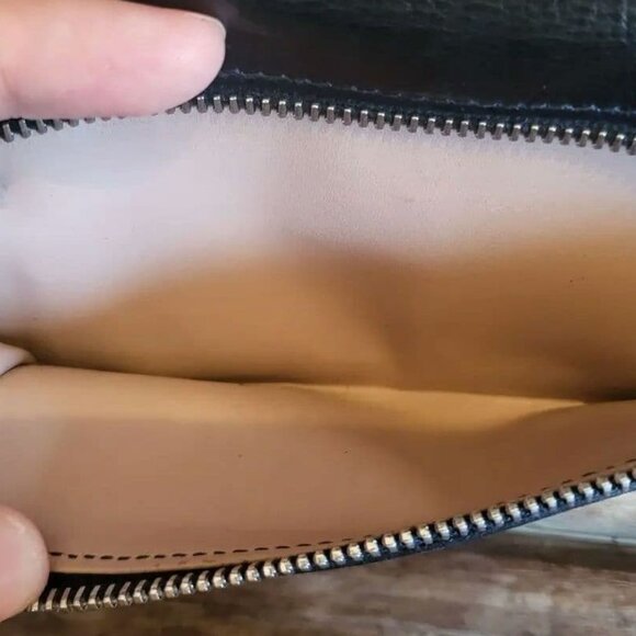 used PRADA Bi-fold leather wallet - Picture 10 of 11